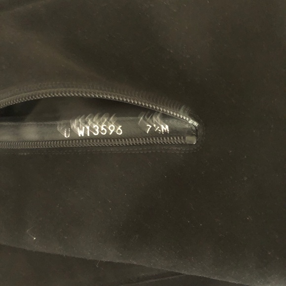 Stuart Weitzman HILO OTK Suede Boot, Size 7.5 - Picture 5 of 5